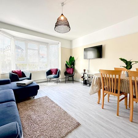 Bournemouth 3 Bedroom - Parking Exterior foto